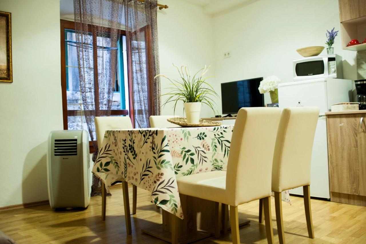 Apartman Flower Šibenik Buitenkant foto